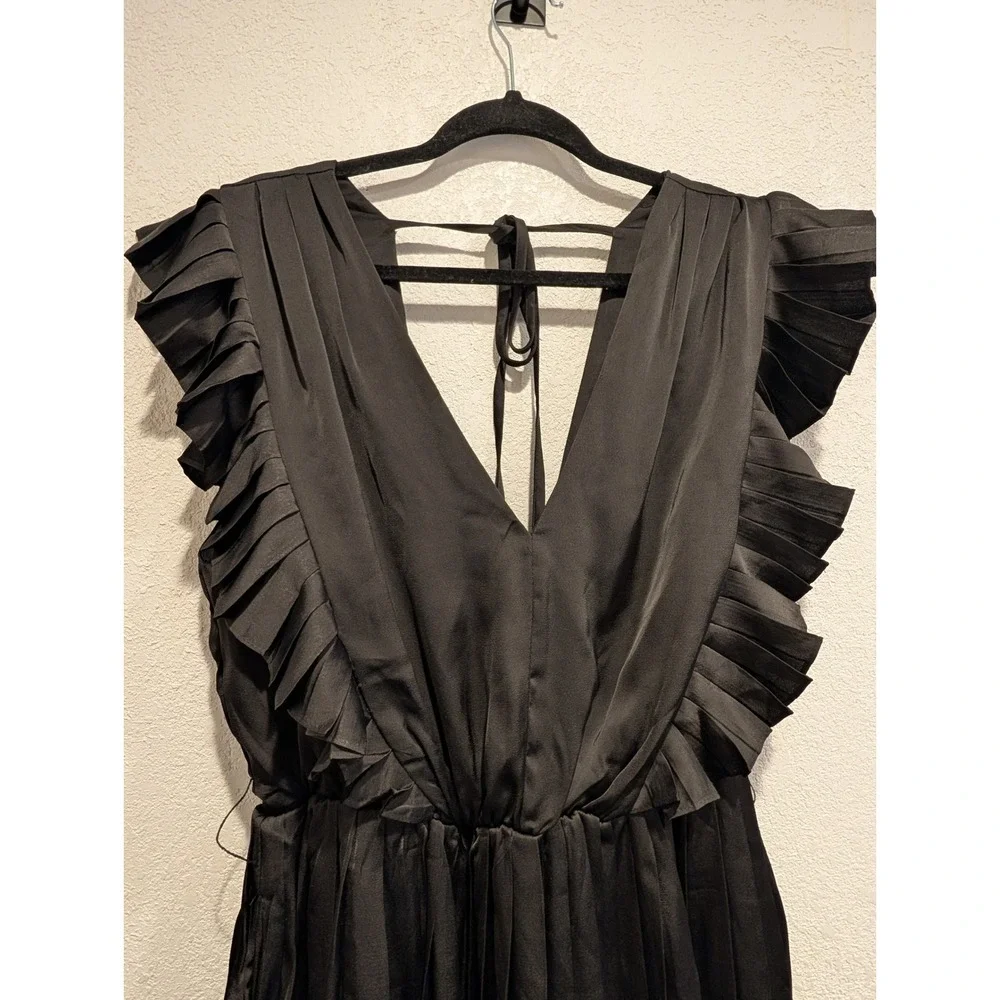 Strut&Bolt Romper Deep V-Neck Pleated Tie Back Party Cocktail Black Size L 0194 - Picture 2 of 4